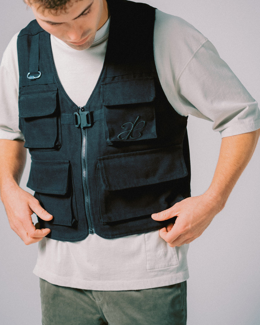 UTILITY VEST